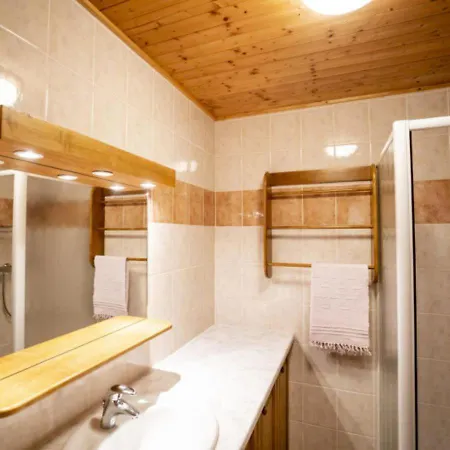 Apartment Grand Appartement 80M2 L'Atelier De Theo 4 Personnes Local A Velos Prive Chatel