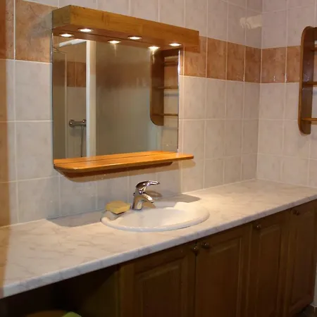 Apartment Grand Appartement 80M2 L'Atelier De Theo 4 Personnes Local A Velos Prive